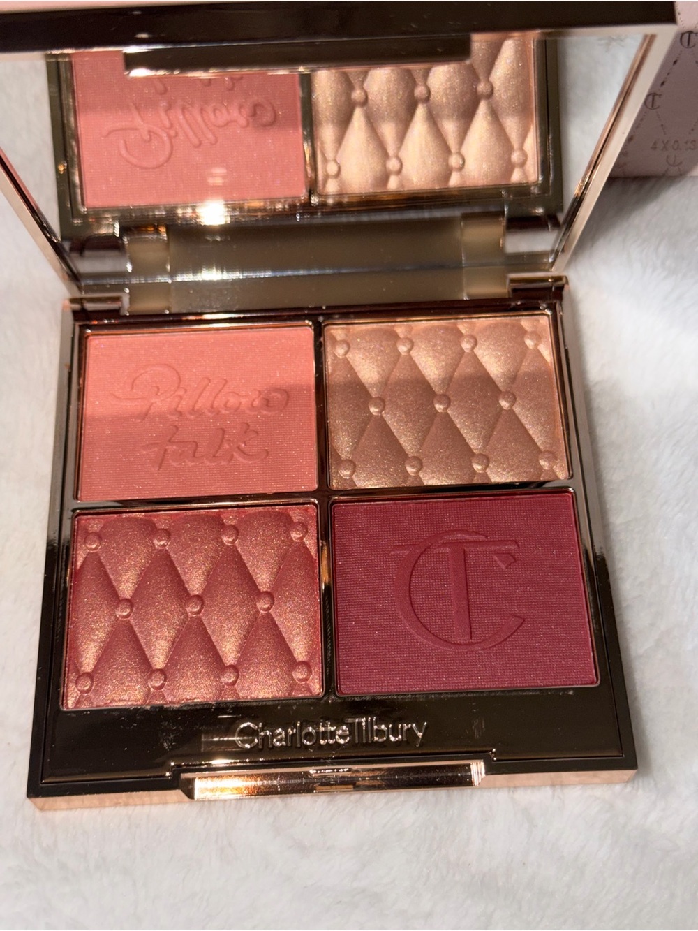 Charlotte Tilbury Pillow Talk Beautifying Face Palette - Medium/Deep - Picture 3 of 6
